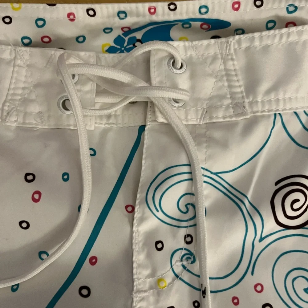 O'Neill Tropical Print Board Shorts-Ladies 7- Like new pre-owned “Vintage - Picture 4 of 7